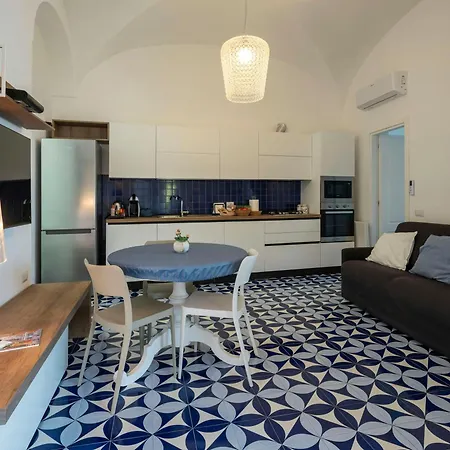 Seaside House With Terrace In Atrani